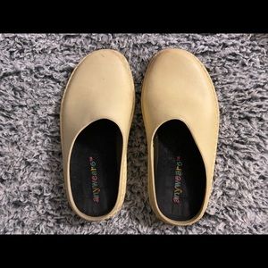 Anywears Hospital Clog Size 7/8